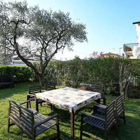 Apartman Casatitti 1 *